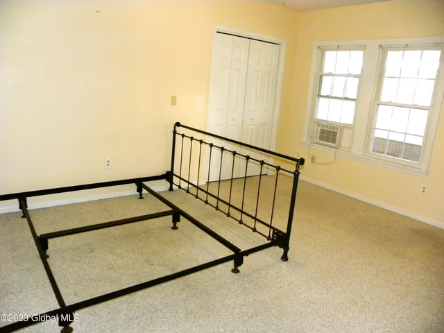 $1,500 | 1204 Washington Avenue, Rensselaer, NY 12144