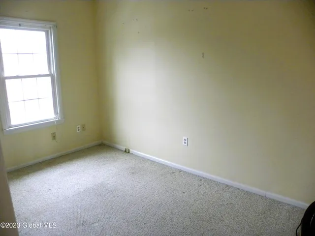 $1,500 | 1204 Washington Avenue, Rensselaer, NY 12144