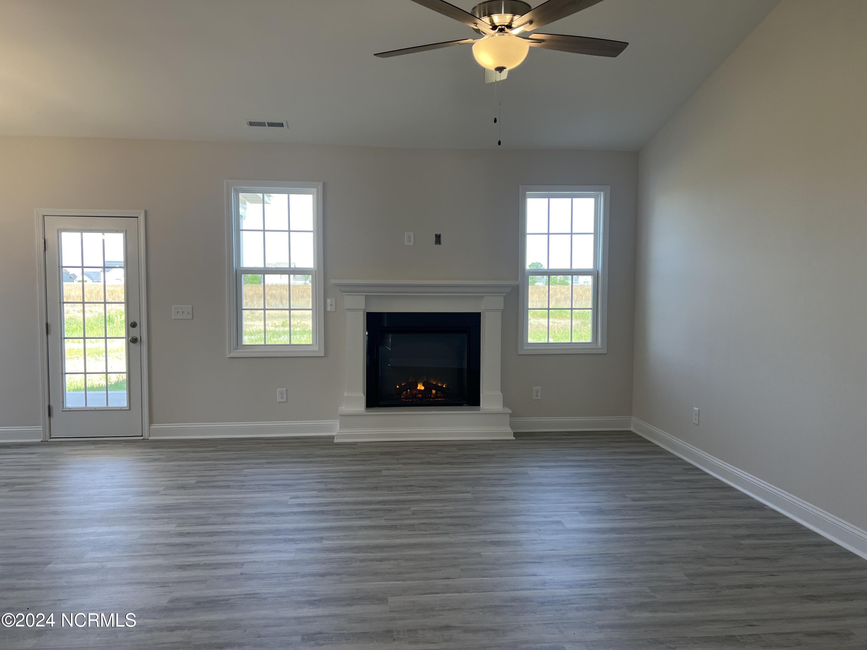 417 Winnsboro Road Raeford, NC 28376 - Photo 8 of 18 IMG_8355