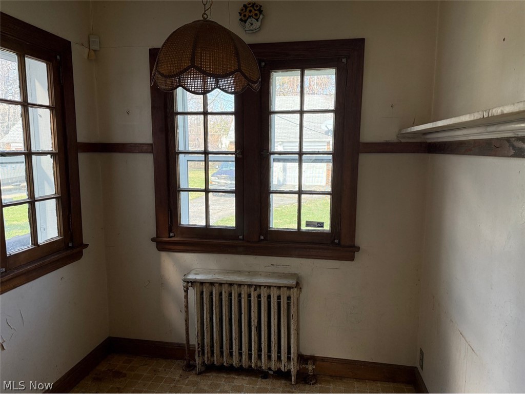 16173 Glynn Road East Cleveland, OH 44112 - Photo 14 of 37