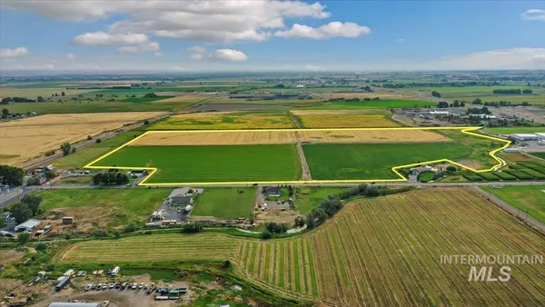 $1,999,000 | 3940 North 2300 E Road, Filer, ID 83328