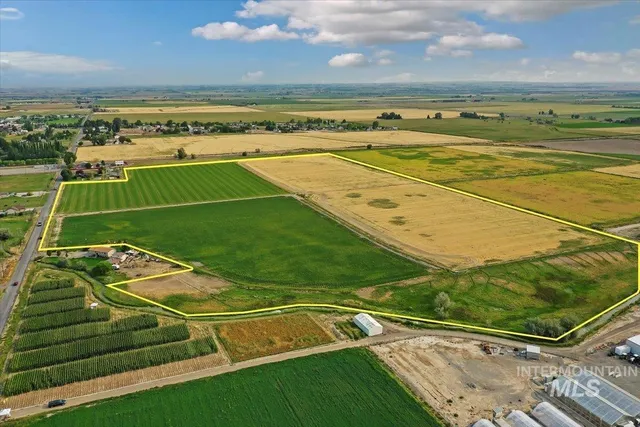 $1,999,000 | 3940 North 2300 E Road, Filer, ID 83328