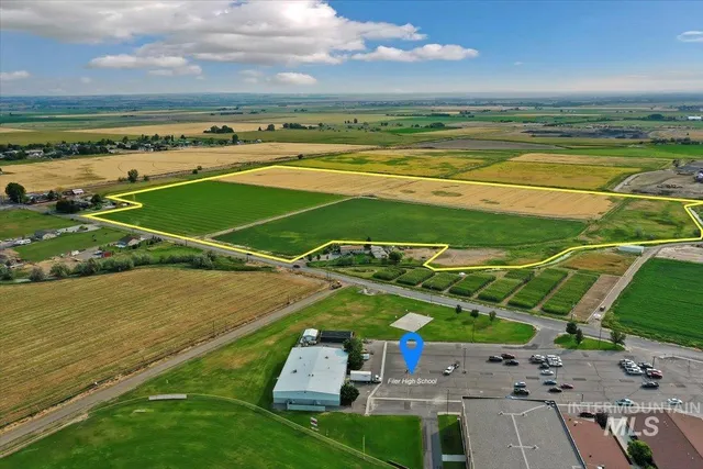 $1,999,000 | 3940 North 2300 E Road, Filer, ID 83328