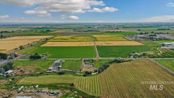 $1,999,000 | 3940 North 2300 E Road, Filer, ID 83328