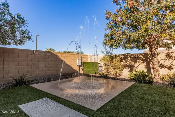 $2,400 | 836 Gary Lane, Phoenix, AZ 85042