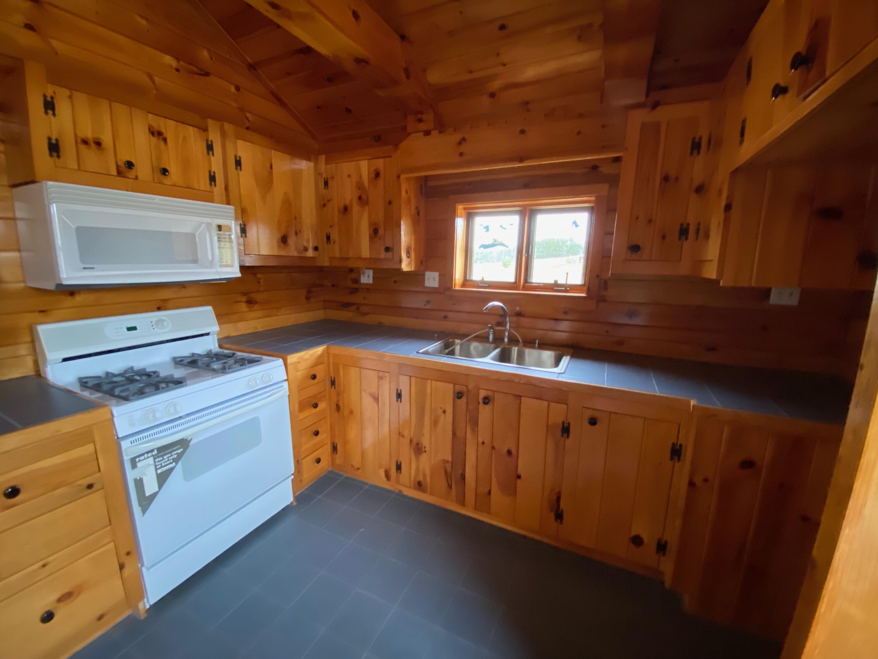 245 Mast Road Pittston, ME 04345 - Photo 5 of 24 IMG_4458