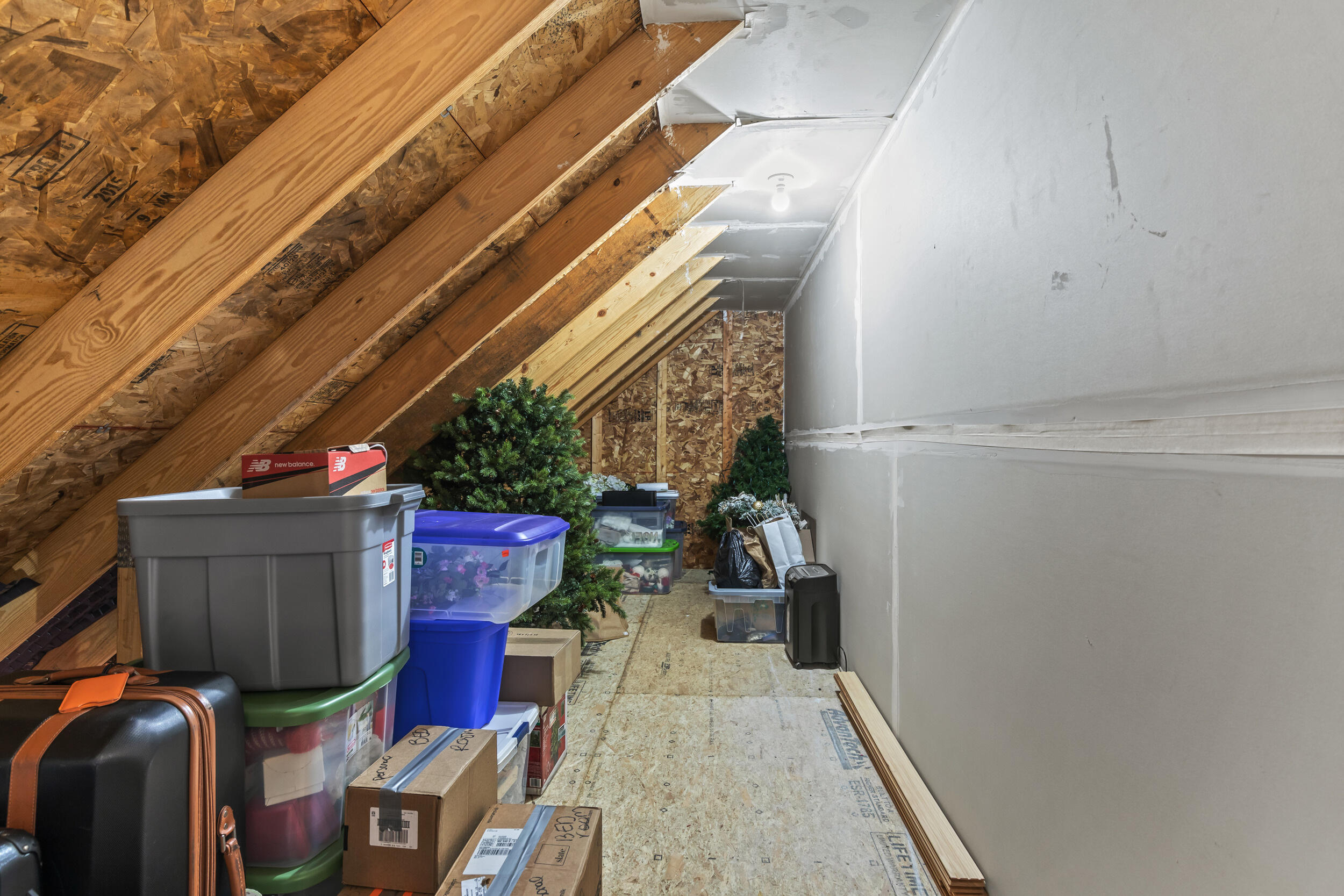 23 Chamberlain Way, Unit 23 Kennebunk, ME 04043 - Photo 33 of 40 23 chamberlain waykennebunk-27