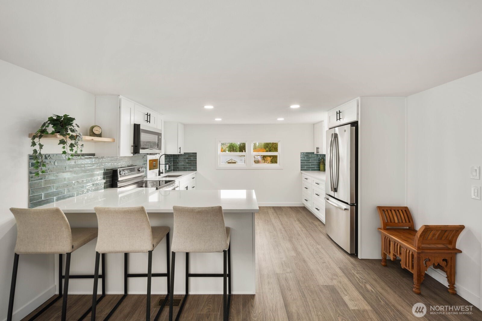 3333 228th Street Southeast, Unit 69 Bothell, WA 98021 - Photo 9 of 26 a view of a dining room with furniture