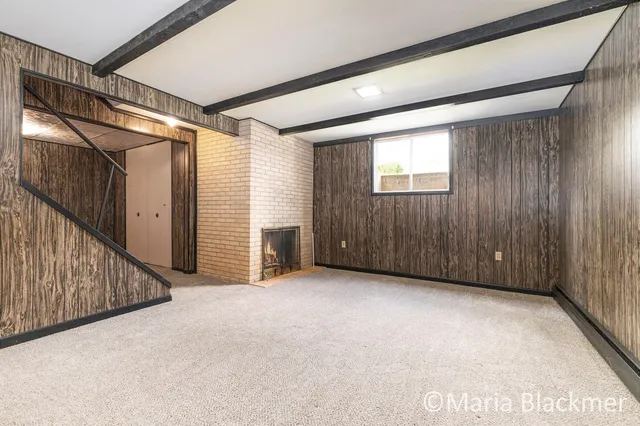 $269,900 | 193 Greenfield Drive, Ionia, MI 48846