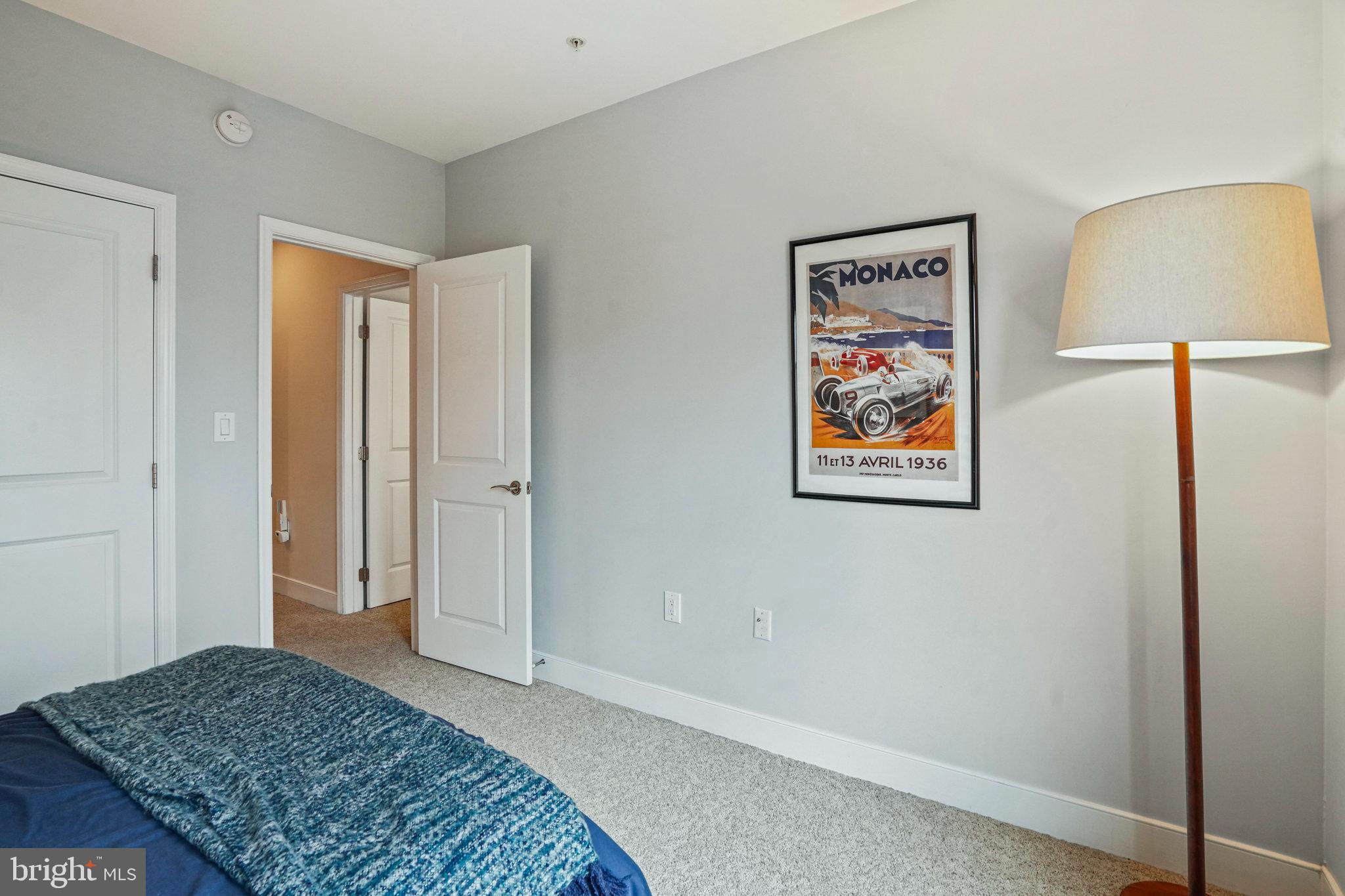 1811 14th Street North, Unit C104 Arlington, VA 22209 - Photo 27 of 44 a view of front door