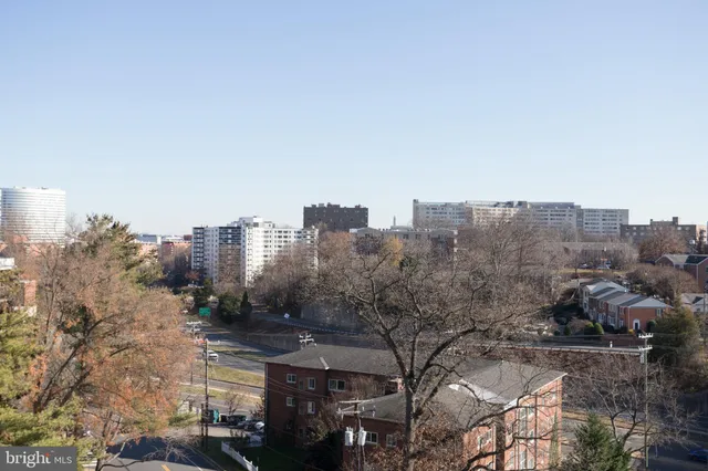 $1,045,000 | 1811 14th Street North, Unit C104, Arlington, VA 22209