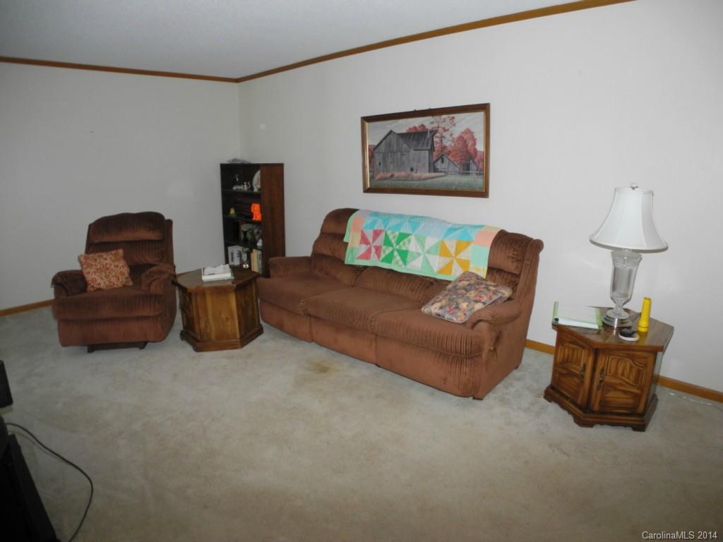 161 Watson Road Bessemer City, NC 28016 - Photo 3 of 24 Gallery Image 3