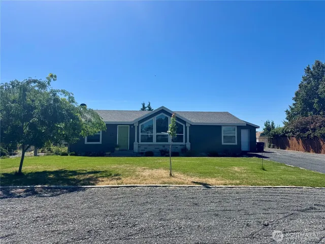 $339,000 | 411 East Washington Street, Coulee City, WA 99115