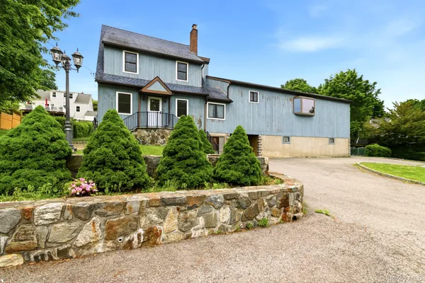 $949,000 | 138 Arthur Avenue, Thornwood, NY 10594