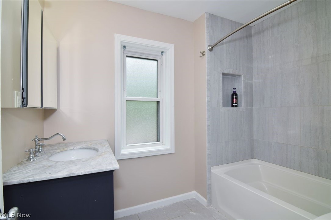 3783 Berkeley Road Cleveland Heights, OH 44118 - Photo 24 of 36