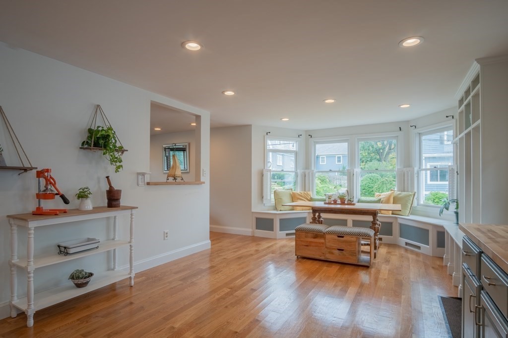 44 Evans Road Marblehead, MA 01945 - Photo 3 of 35 Gallery Image 3