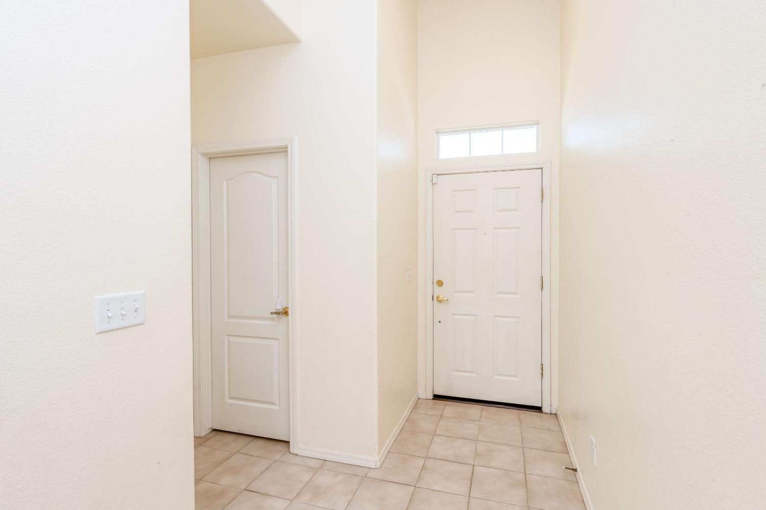 694 West Lisbon Lane Clovis, CA 93619 - Photo 3 of 39 a view of an empty room