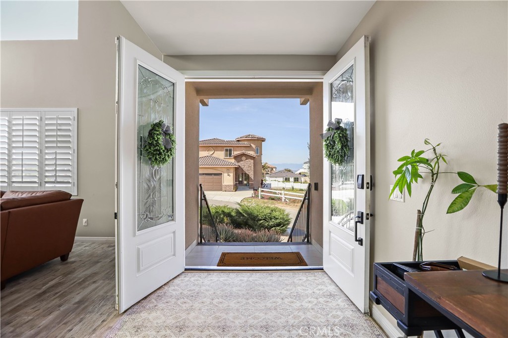 13083 Via Tuscany Riverside, CA 92503 - Photo 11 of 66 Gallery Image 11