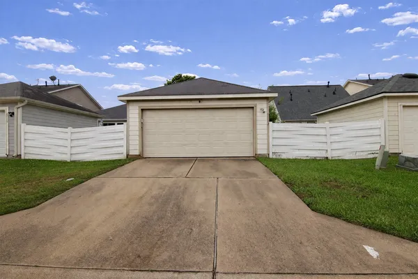 $1,750 | 6319 Torrance Elms Court, Katy, TX 77449