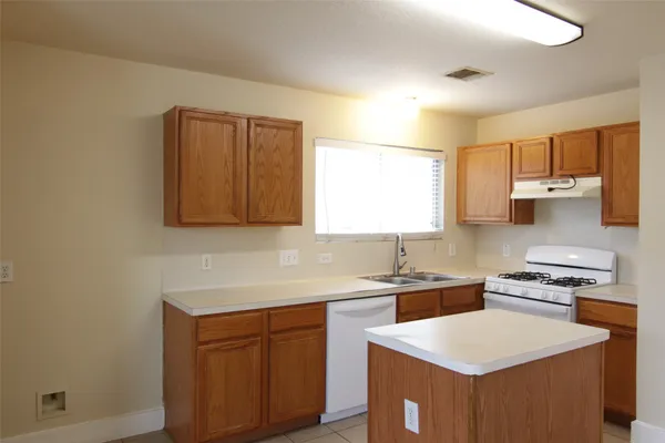 $1,750 | 6319 Torrance Elms Court, Katy, TX 77449