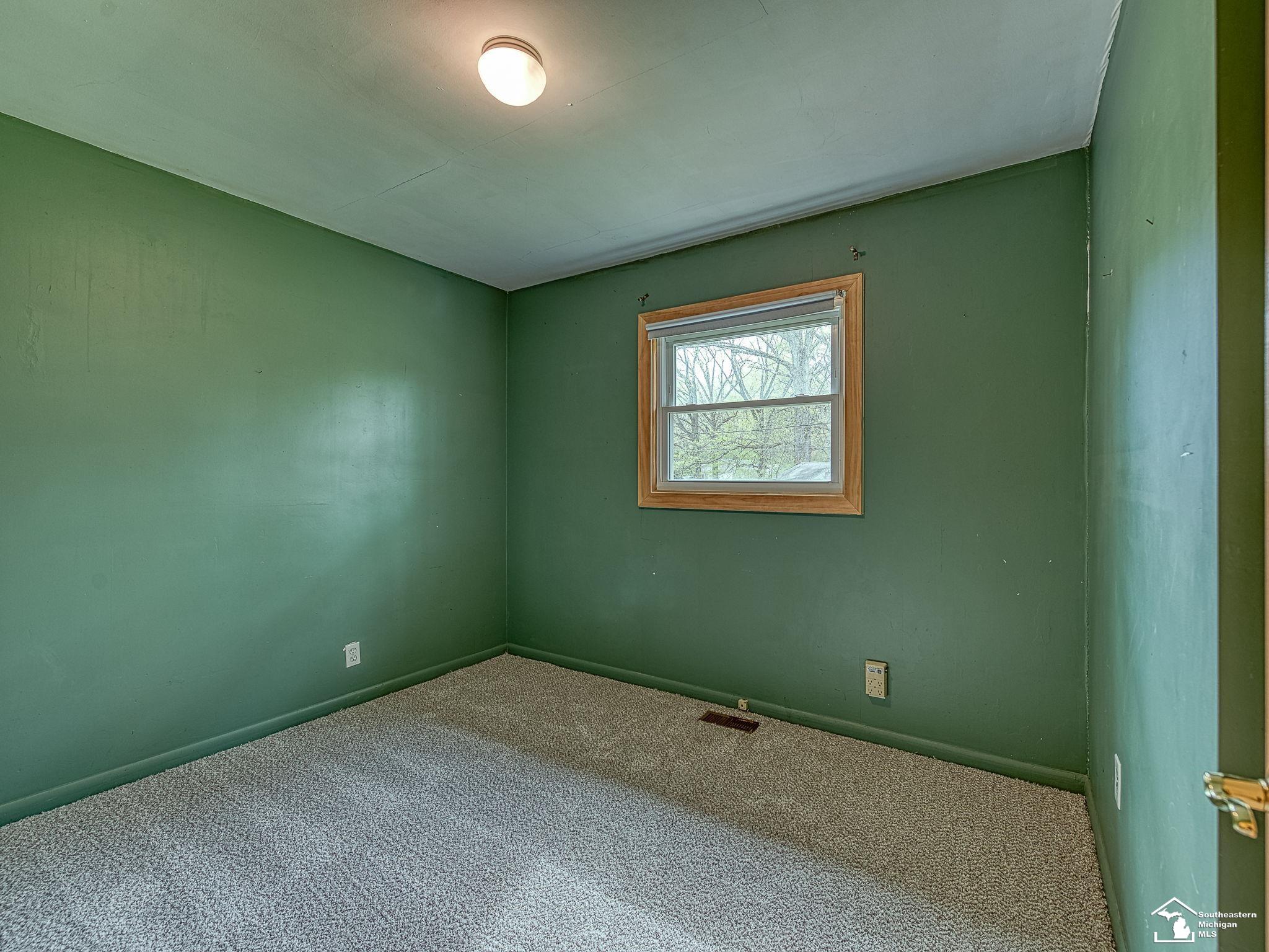9667 Exeter Road Carleton, MI 48117 - Photo 11 of 28