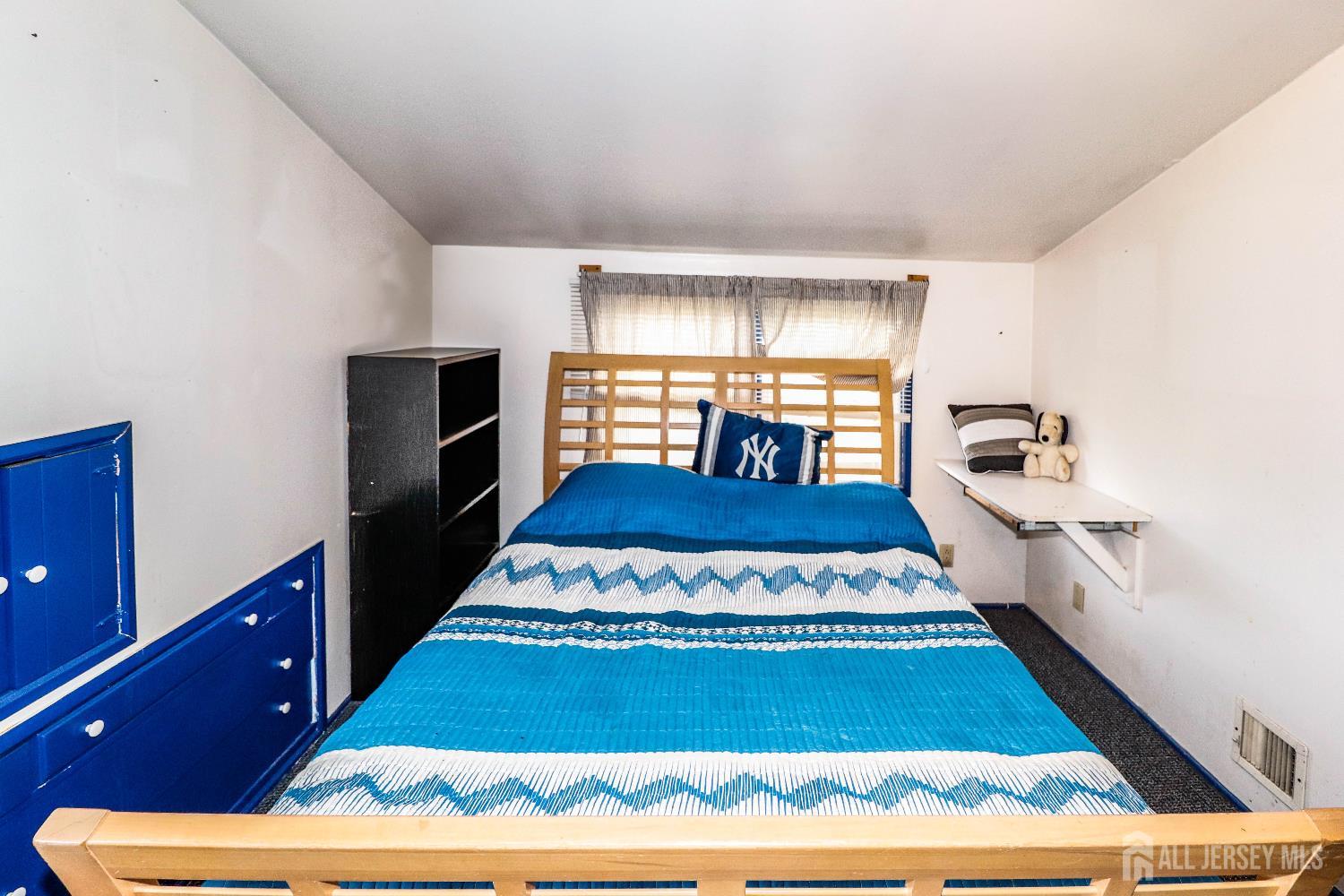 23 Montview Road Edison, NJ 08837 - Photo 21 of 35