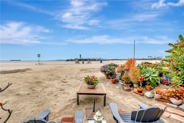 $1,550,000 | 1200 East Ocean Boulevard, Unit 12, Long Beach, CA 90802