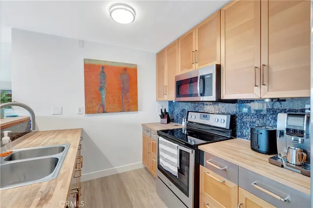 $1,550,000 | 1200 East Ocean Boulevard, Unit 12, Long Beach, CA 90802