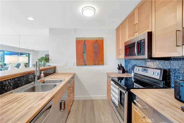 $1,550,000 | 1200 East Ocean Boulevard, Unit 12, Long Beach, CA 90802