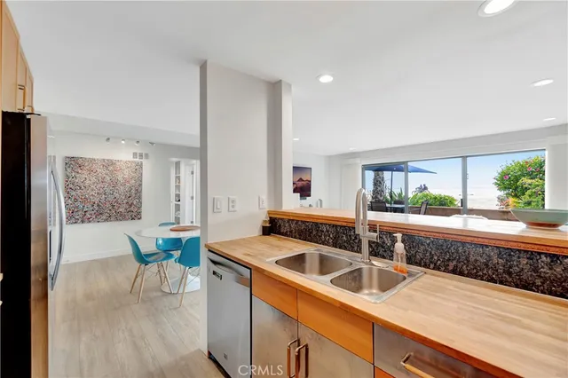 $1,550,000 | 1200 East Ocean Boulevard, Unit 12, Long Beach, CA 90802