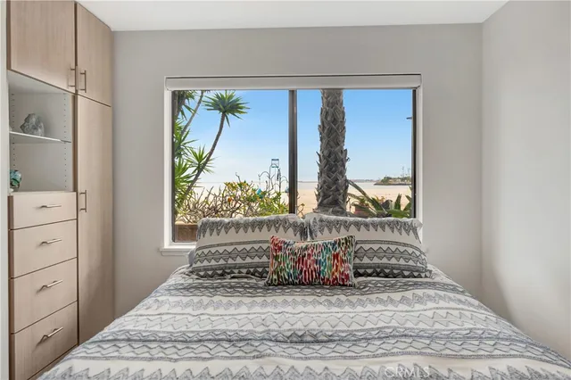 $1,550,000 | 1200 East Ocean Boulevard, Unit 12, Long Beach, CA 90802