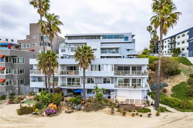 $1,550,000 | 1200 East Ocean Boulevard, Unit 12, Long Beach, CA 90802