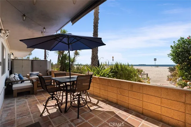 $1,550,000 | 1200 East Ocean Boulevard, Unit 12, Long Beach, CA 90802