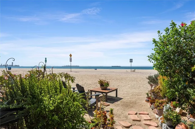 $1,550,000 | 1200 East Ocean Boulevard, Unit 12, Long Beach, CA 90802