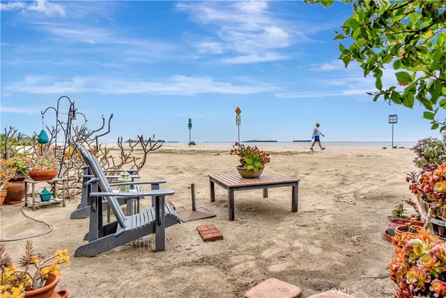 $1,550,000 | 1200 East Ocean Boulevard, Unit 12, Long Beach, CA 90802