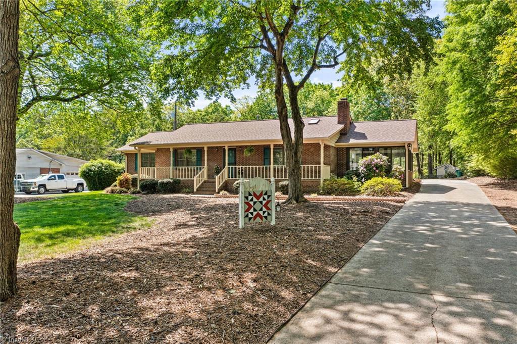 2216 Whites Mill Road High Point, NC 27265 - Photo 2 of 32