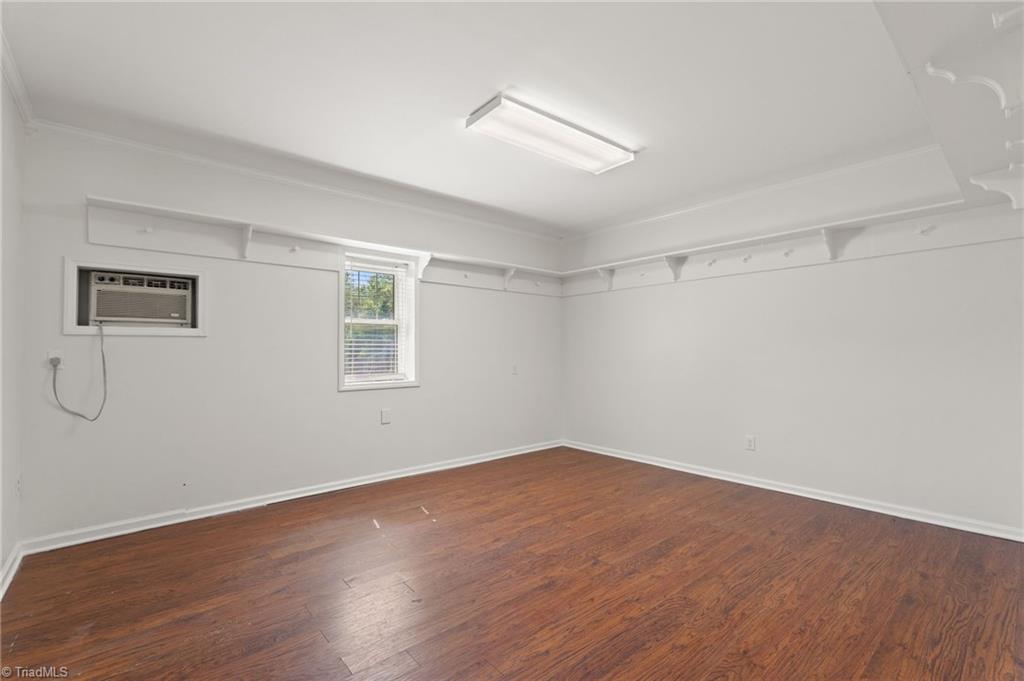 2216 Whites Mill Road High Point, NC 27265 - Photo 21 of 32