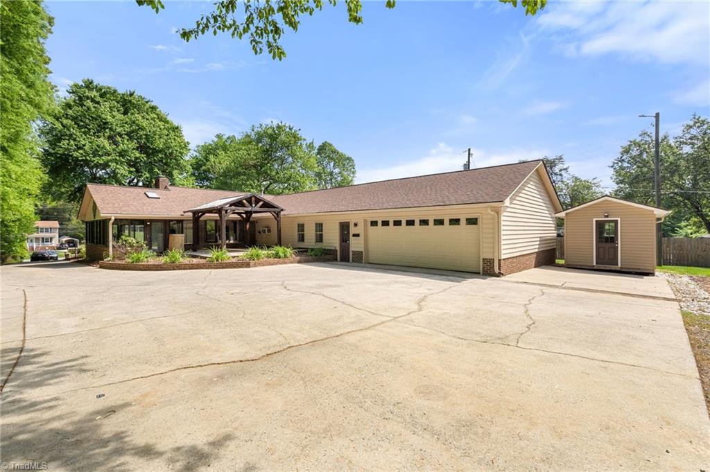 2216 Whites Mill Road High Point, NC 27265 - Photo 24 of 32