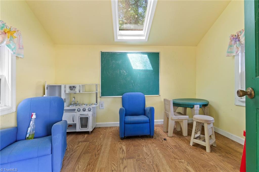 2216 Whites Mill Road High Point, NC 27265 - Photo 27 of 32