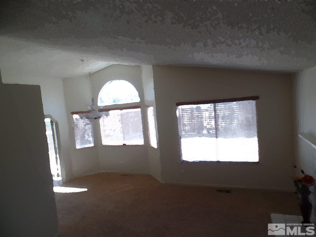 6250 Chesterfield Lane Reno, NV 89523 - Photo 7 of 11 Photo 7