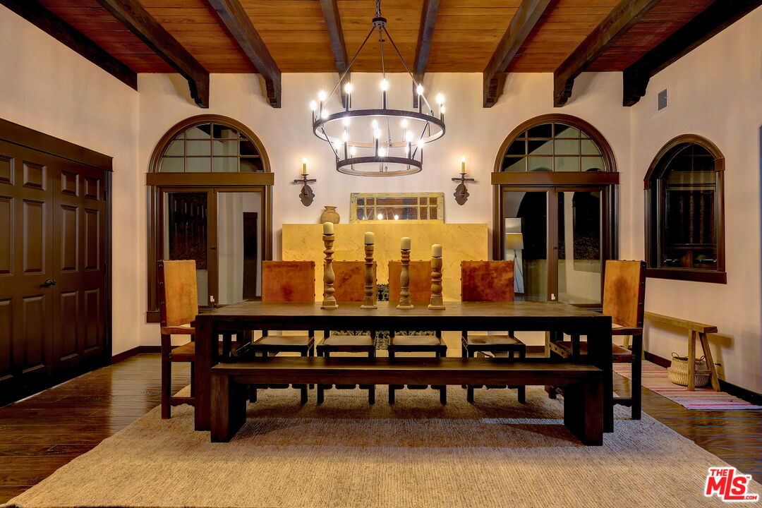 2570 Nichols Canyon Road Los Angeles, CA 90046 - Photo 21 of 42
