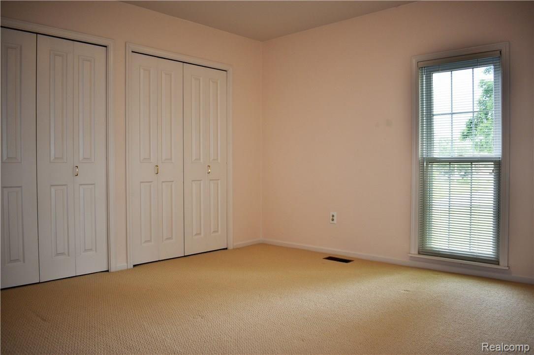 9319 Beecher Road Flushing, MI 48433 - Photo 47 of 67 DSC_0162 (3).JPG