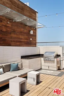 $1,299,000 | 1755 Ocean Avenue, Unit 308, Santa Monica, CA 90401