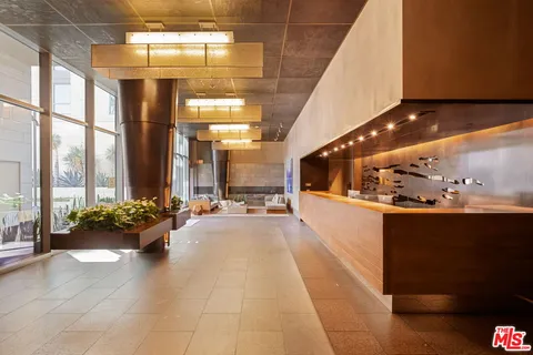 $1,299,000 | 1755 Ocean Avenue, Unit 308, Santa Monica, CA 90401