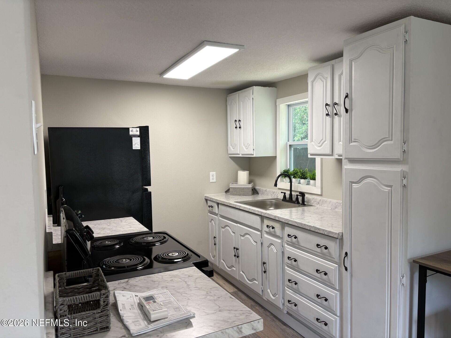109 Gaskin Road Palatka, FL 32177 - Photo 8 of 22 Kitchen,2