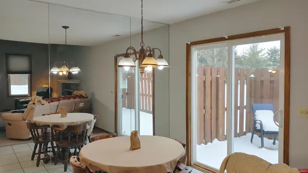 $154,900 | 6212 Sawmill Woods Drive, Fort Wayne, IN 46835