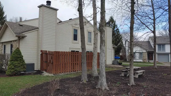 $154,900 | 6212 Sawmill Woods Drive, Fort Wayne, IN 46835