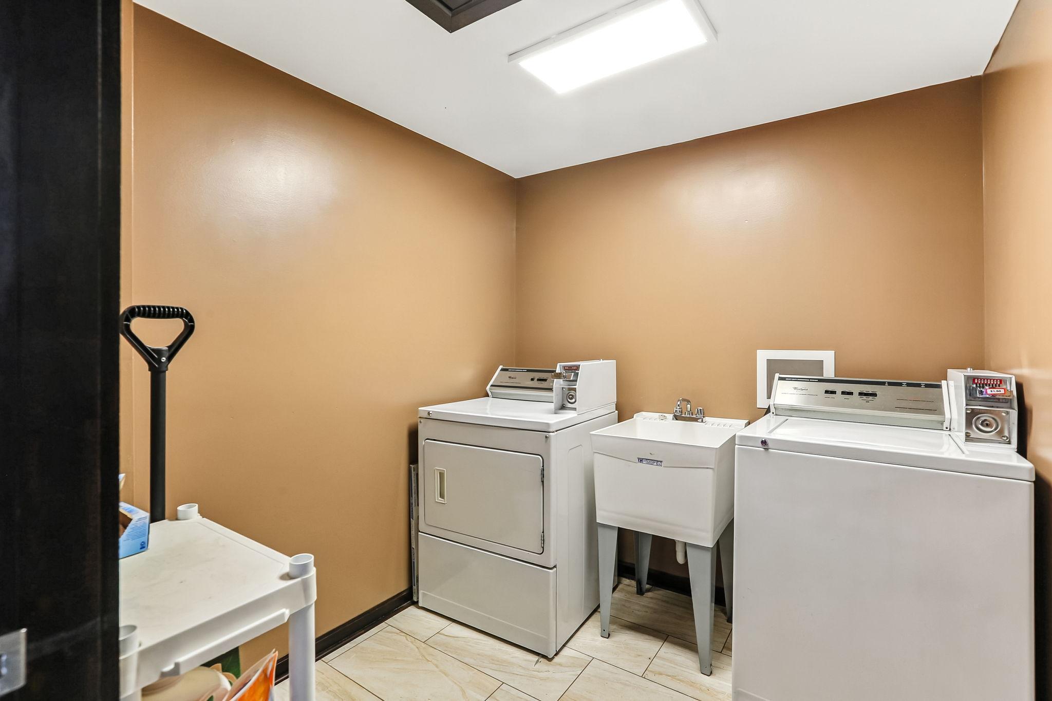 978 Grand Avenue St. Paul, MN 55105 - Photo 17 of 23