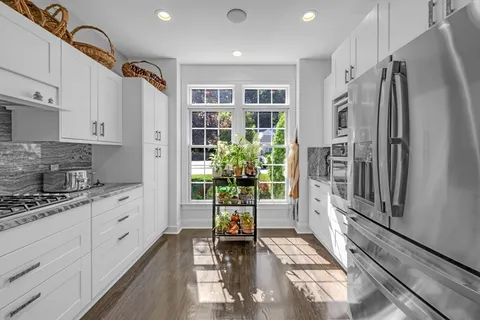 $619,000 | 10 High Pine Circle, Unit 10, Wilbraham, MA 01095