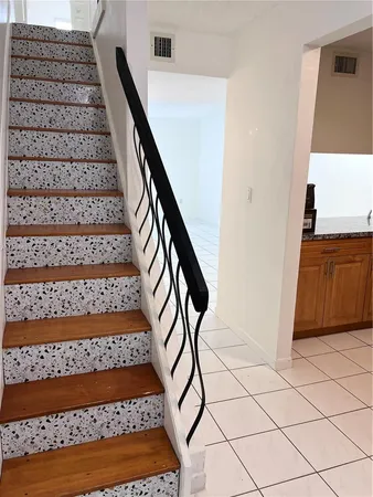 $280,000 | 2750 West 76th Street, Unit 208, Hialeah, FL 33016